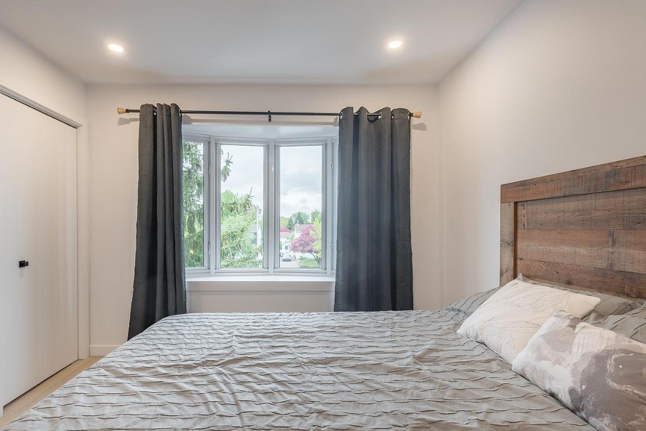 Free Parking Prime Location New Modern Condo Brossard Eksteriør bilde